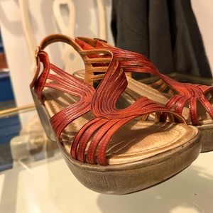 Jafa Platform Sandals Red Leather Wedge Heel EU 39 US 8.5